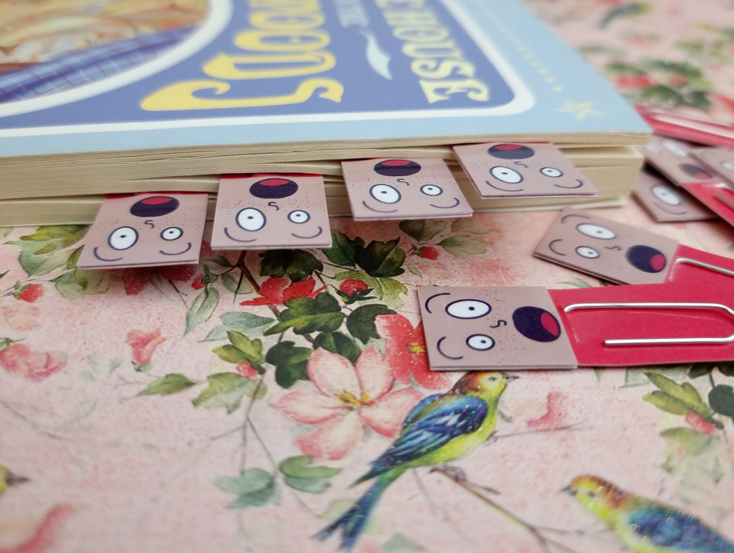 Shocked Expression Paperclip Page Markers | Reading Accessory