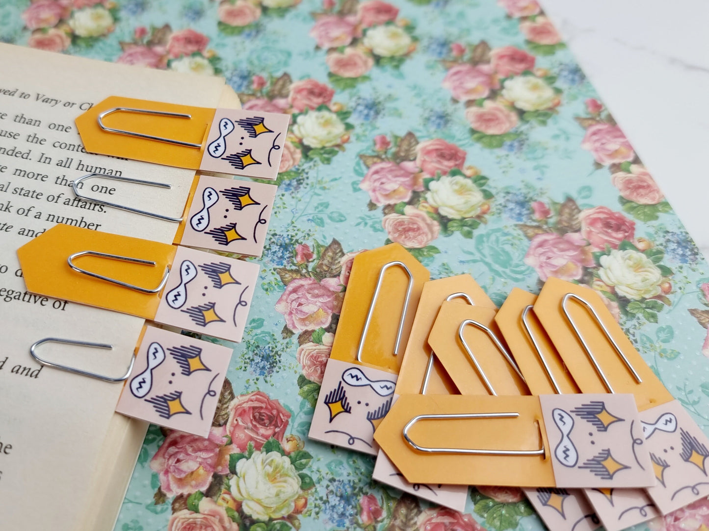 Determined Chibi Expression Page Flag & Reading Stationery