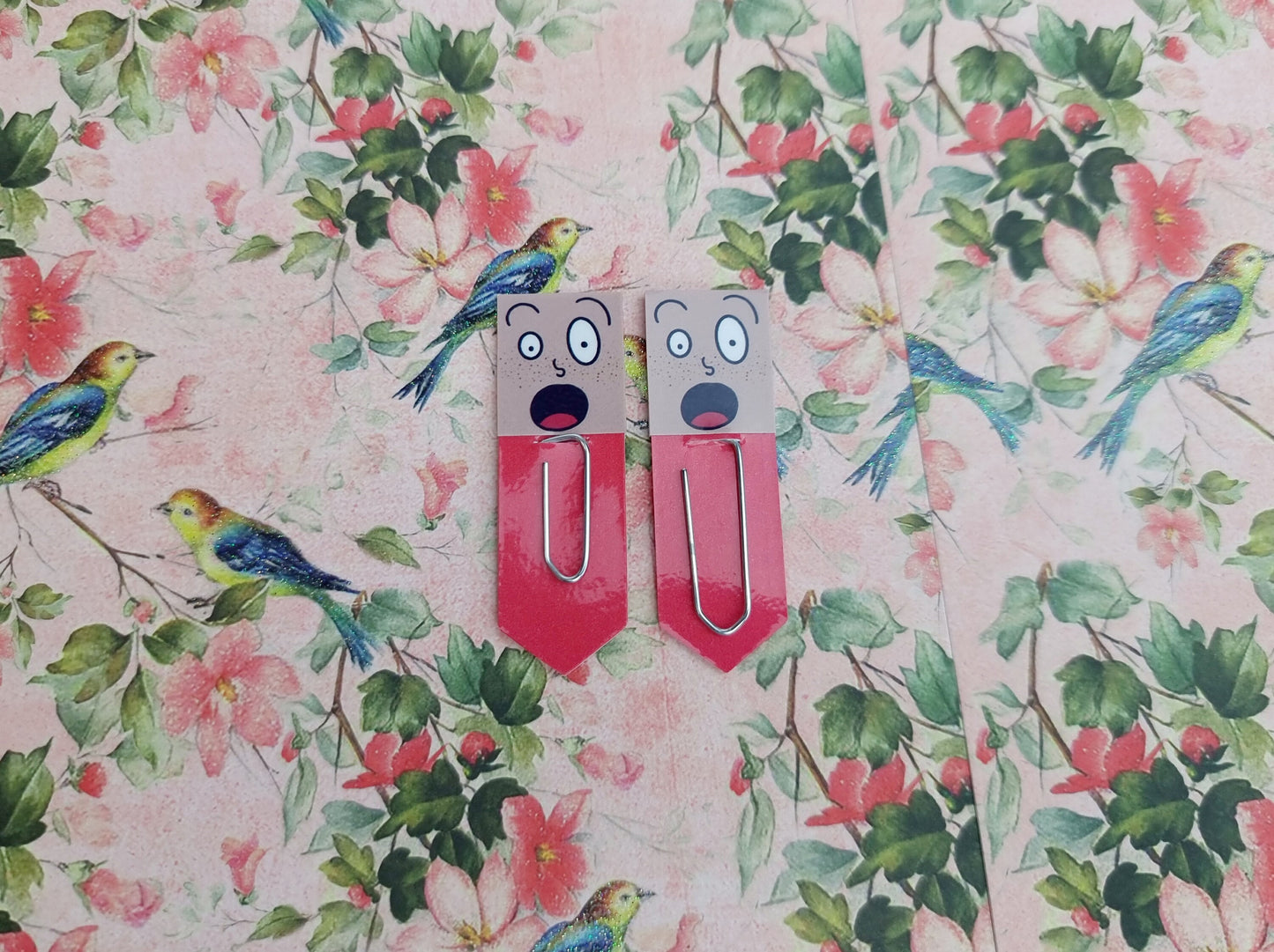 Shocked Expression Paperclip Page Markers | Reading Accessory